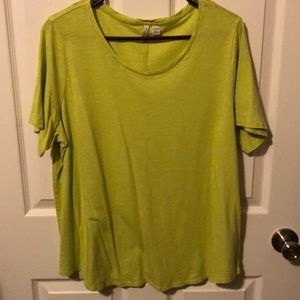 Green tee top. Size 18/20